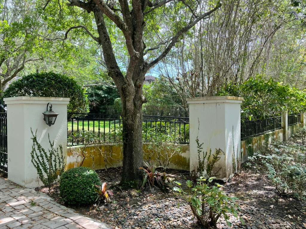 Exterior Painting - After professional lawn care and landscaping service by The Fresh Feel in South Florida